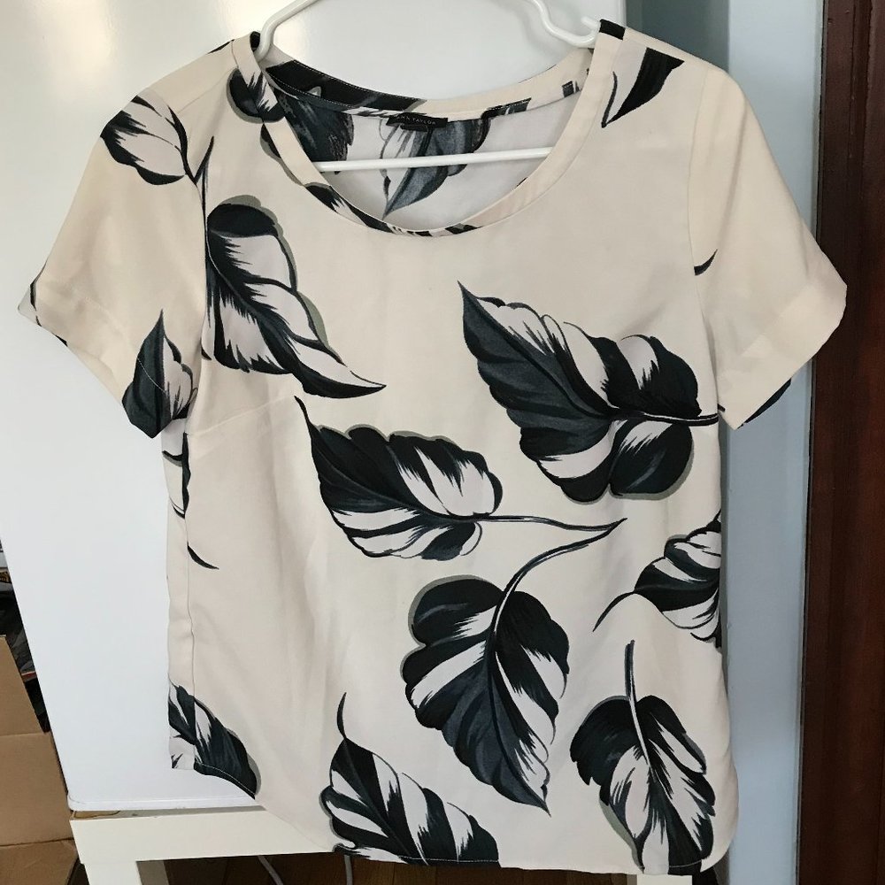 Ann Taylor leaf print shirt